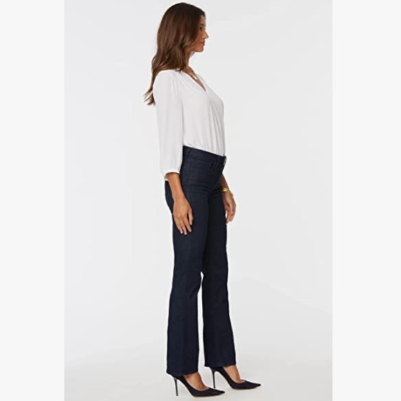 Nydj Dark Rinse Bootcut Jeans Size 2P - Picture 5 of 13